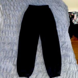 Black sweatpants